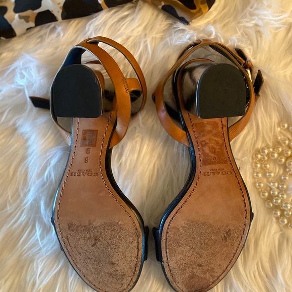 Coach Block Heel Two Tone Silver Hi Heel Sandals - Size 6.5 - Picture 5 of 6